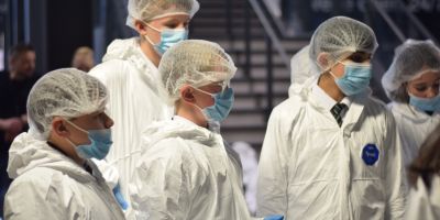 Faculty students support award-winning ‘junior detectives’ initiative