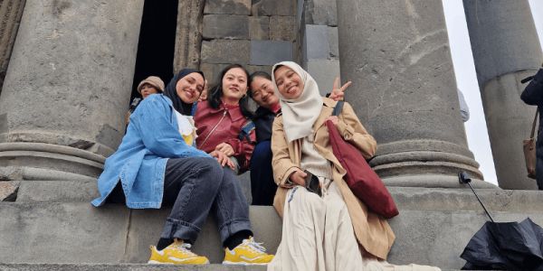 Group of TPG students in Armenia