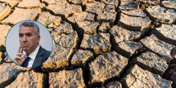 Cracked ground. Picture of Justice Ktistakis in a circle.