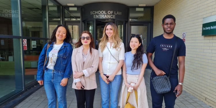 Pioneering lawyer returns to inspire the next generation